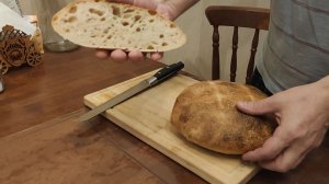 Белый хлеб на ржаной закваске