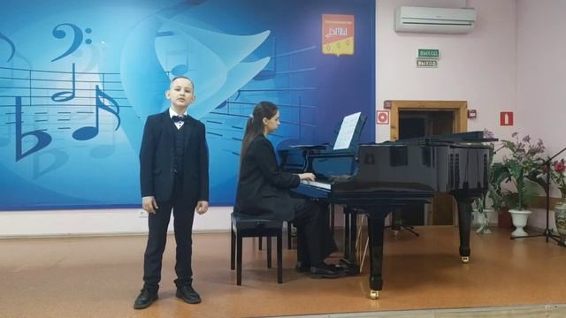 Г. Струве, ст. В.Семернина "Музыка всегда с тобой" Исп. Богачёв Георгий