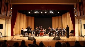 М. П. Мусоргский. «Прогулка»; «Шалости»