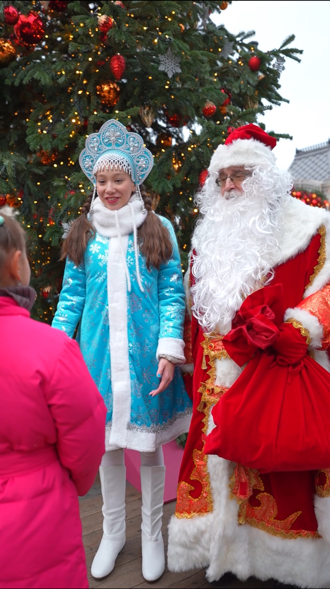 А вы бы хотели получить айфон за стишок? ❄️подпишись на мой ТГ: НАМБЕР УАН - ВИКА ЧЖАН смотреть онлайн