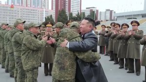 Церемония приветствия возвращения инженерного подразделения Корейской народной армии.