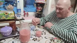 С УТРА НАКРУТИЛИ ХРЕНОДЕР, НАТОПИЛИ  САЛО, КОЕ-ЧТО КУПИЛА