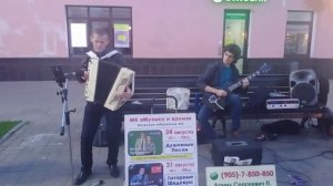 "Живая реклама" предстоящих концертов в Ярославле (ул.Кирова, июль, август 2024г.)