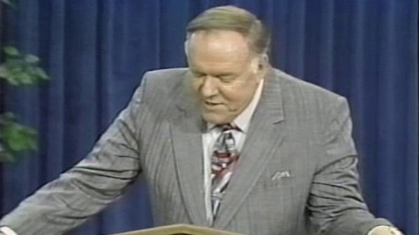 Kenneth E Hagin - Love The Way to Victory - 01 - Love Never Fails