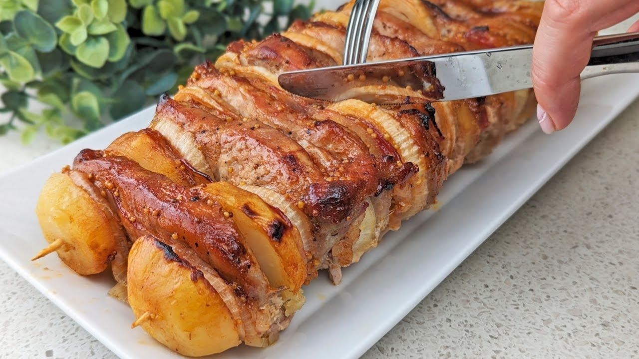 Это МЯСО ПОДАМ НА НОВОГОДНИЙ СТОЛ. ШАШЛЫК в духовке! Невероятно сочный и мягкий шашлык в духовке. смотреть онлайн