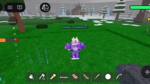 создала шапку на полярного медведя.