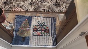 Новогодний декор балкона и мои рукодельные работы