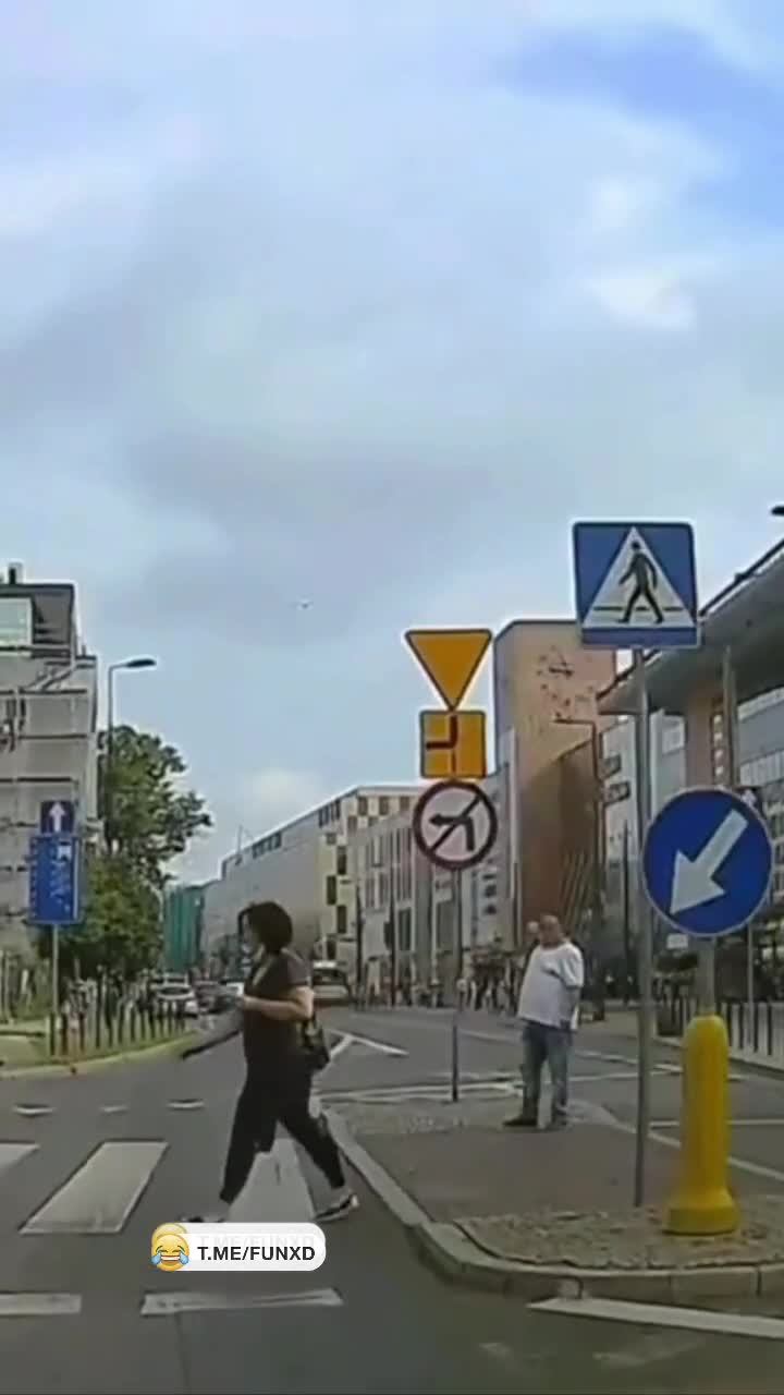 Не решительный😆 смотреть онлайн