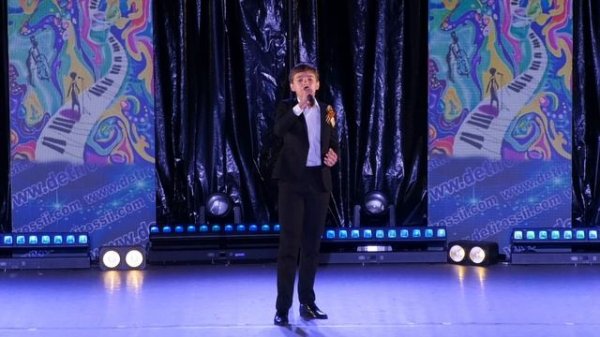 Журавли, исполняет Лебедев Михаил