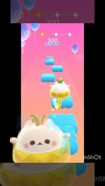 кот Ананасик прыгает🍍🐱