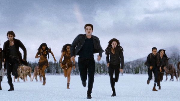 Битва вампиров Сумерки Рассвет часть 2