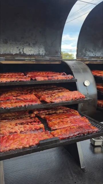 Вегетарианцы, выйдите из чата. Так как сейчас будем жечь и коптить. 🐑🥩 #мясо #гриль #шефстепанов смотреть онлайн