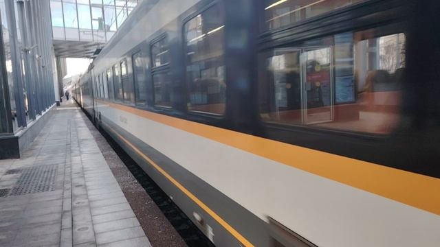 Электропоезд ЭП2ДМ-0224 №6958 Тула 1 Курская-Волокаламск, отправляется с платформы Щукинская смотреть онлайн