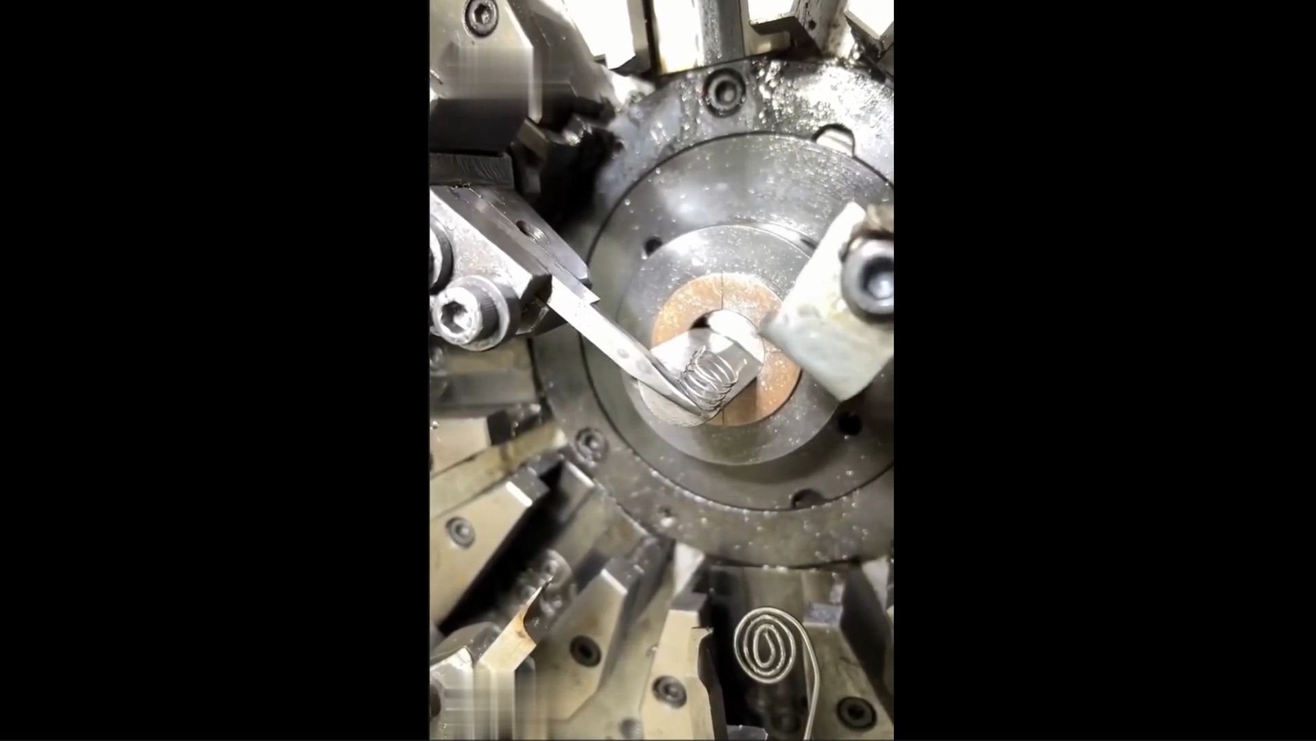 Изготовление пружины смотреть онлайн