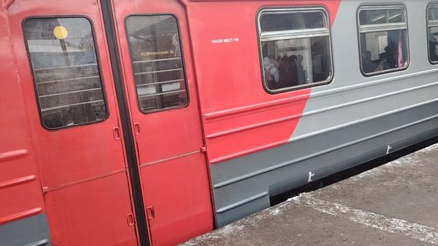 Электропоезд ЭД4М-0264 №6321 СЕРГИЕВ ПОСАД-МОСКВА ЯРОСЛАВСКИЙ ВОКЗАЛ, НА ПЛАТФОРМЕ ПУШКИНО смотреть онлайн