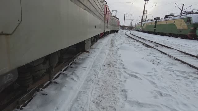 ЖД. Зарядка АКБ, задымление АКБ, цепь БВ, замена эл. печи. 102/25
