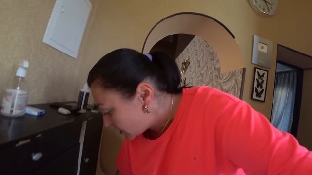 ЖИВЕМ В АНАПЕ. ОСТАЛАСЬ ОДНА С СЫНОВЬЯМИ. ВАРЮ СУП ИЗ ДОМАШНЕЙ КУРИЦЫ, УБОРКА НА УЛИЦЕ. смотреть онлайн