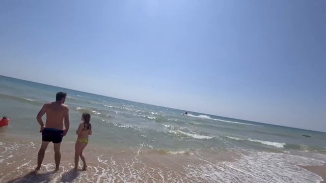 С ДРУЗЬЯМИ НА МОРЕ , ДЖЕМЕТЕ И НА ДИКИЙ ПЛЯЖ. А ЧТО ВЫБЕРЕШЬ ТЫ? смотреть онлайн