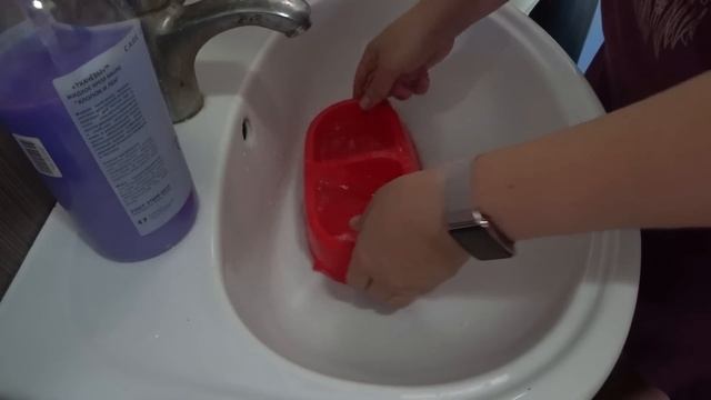 В Анапе в своем доме дела не заканчиваются .Поехала смотреть дома в Цыбанобалке. смотреть онлайн