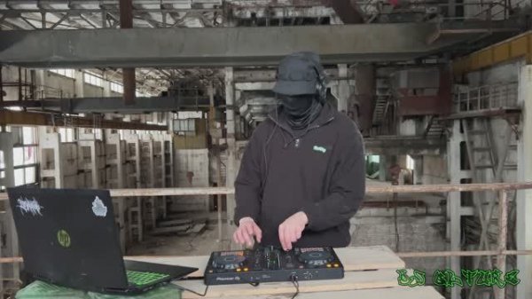 QLture | Abandoned Factory — Breakbeat / Electropunk Live DJ Set