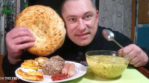 мукбанг/обжорыч/Доширак/варённые сосиски/ленивые голубцы/жареные кабачки/