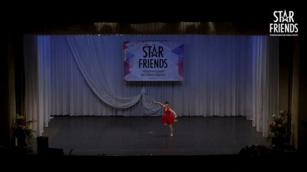 Виноградова Софья. Татарский танец с луком из балета Конёк-Горбунок. преп. А.В. Яловегина.