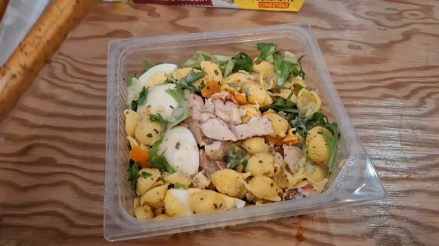 Необычный завтрак во Франции. смотреть онлайн