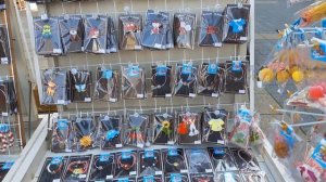 Первый день весны. Праздник Баба Марта в Болгарии, разглядываем 1000 мартиничек. Незаконная торговля