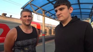 Провожаем детей на месяц и идем гулять по Джемете.