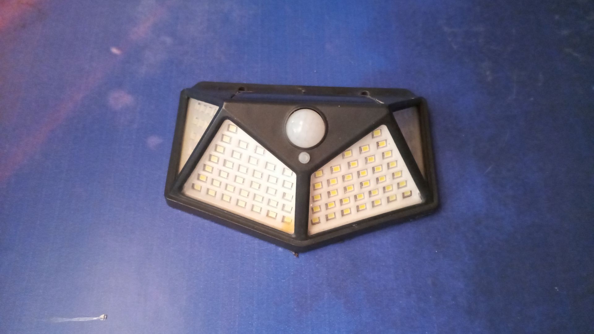 Как реанимировать уличный светильник. смотреть онлайн