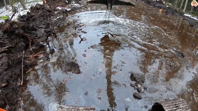 Строительство, дренажные работы на лесной дороге. продолжение смотреть онлайн