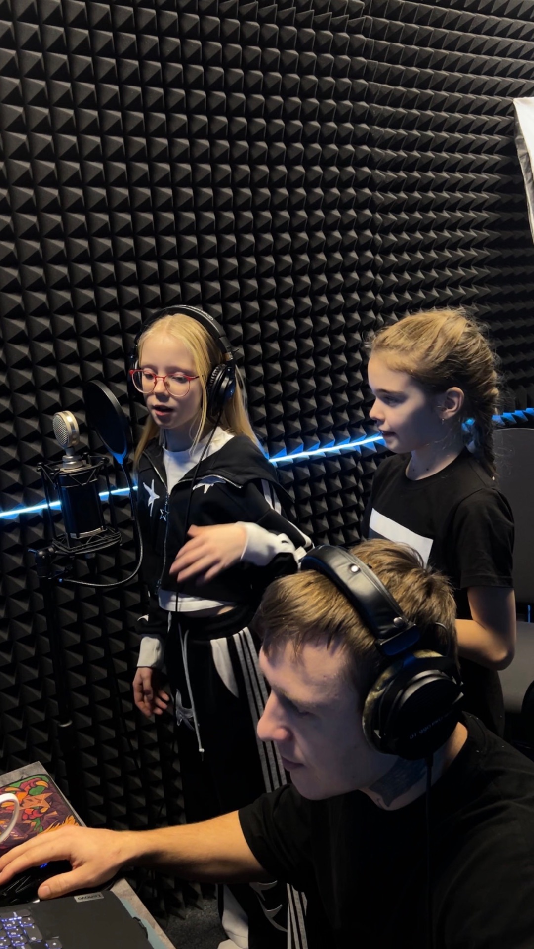 ЗАПИСЫВАЕМ ХИТ 😎 смотреть онлайн