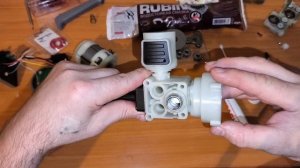 GEARCON. АКБ мойка. Замена сальников в помпе и смазку в редукторе.