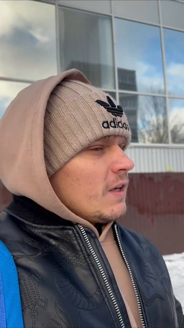 Опыт владения старым автомобилем 90х годов максимальный🤣
#автомобили #старыеавто #авто #бмв #мерседе смотреть онлайн