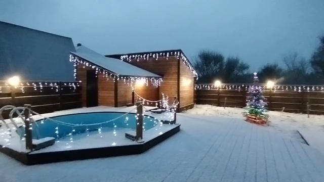 Снять дом на Новый год . Новогоднее освещение