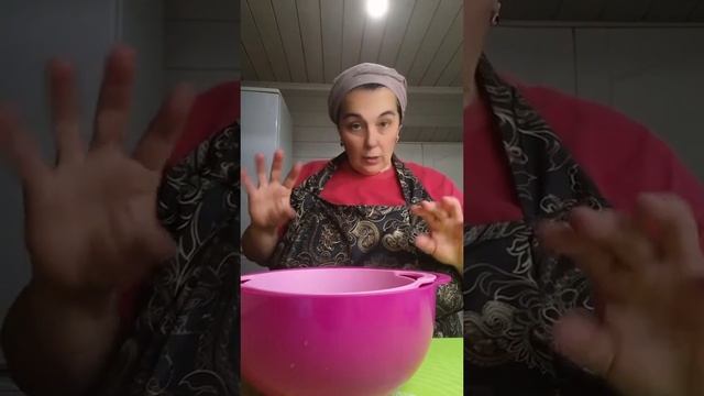 НОВОГОДНЯЯ ЗАКУСКА ИЗ БАКЛАЖАН И МОРКОВИ, ПРОСТАЯ И ОЧЕНЬ ВКУСНАЯ. смотреть онлайн