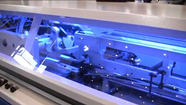 Многокареточная клеевая машина Wohlenberg Vento