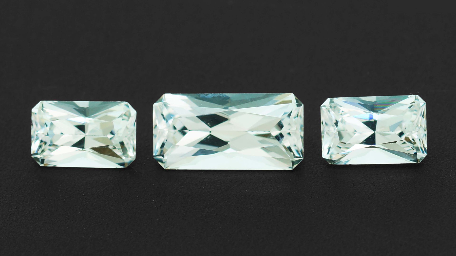 Данбурит Комплект 5.42 карата смотреть онлайн