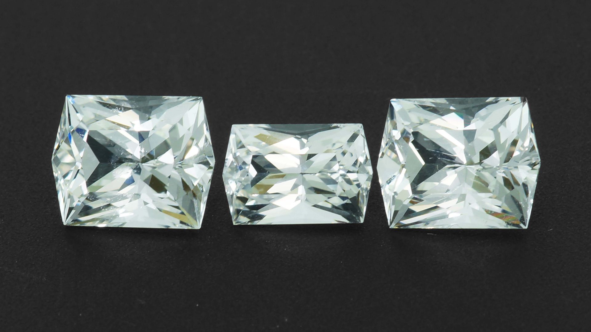 Данбурит Комплект 10,29 карат смотреть онлайн