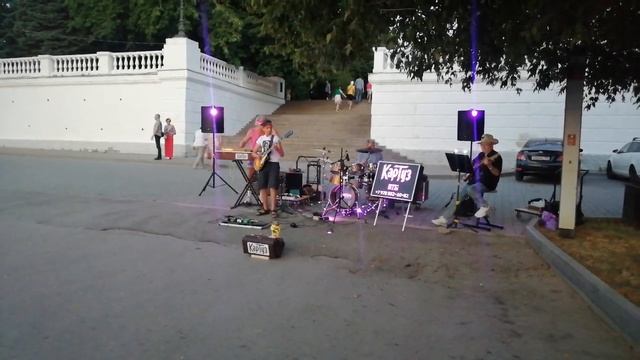 Уличные музыканты в Севастополе смотреть онлайн