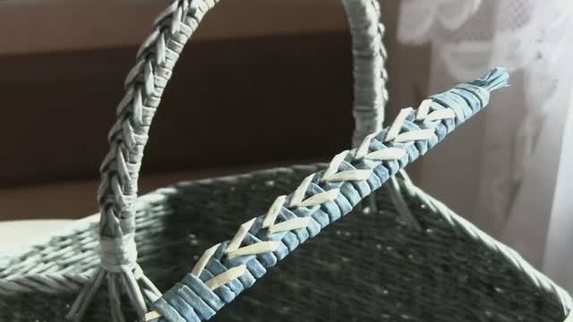 Ручки из газетных трубочек с Натальей Сорокиной. №18 смотреть онлайн