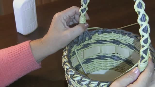 Ручки из газетных трубочек с Натальей Сорокиной. №17 смотреть онлайн