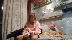 Настя и вкусняшки.