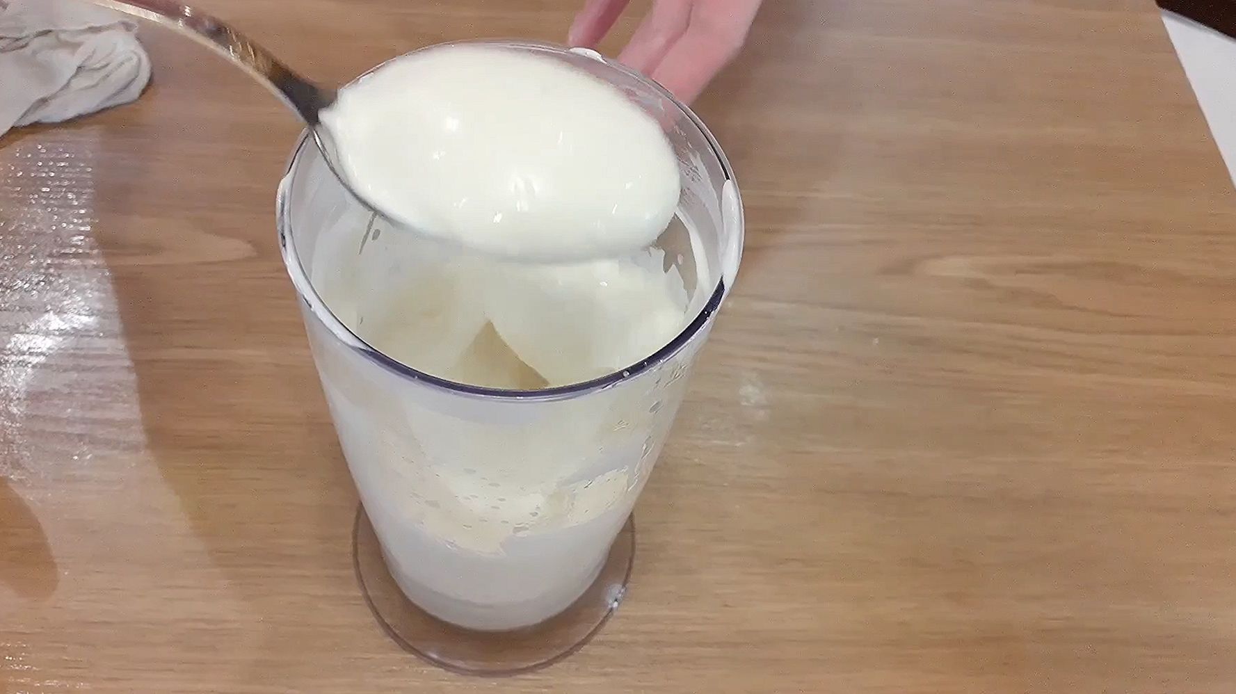 Майонез уже давно не покупаю! Делаю домашний майонез легко - Простой рецепт майонеза за 2 минуты смотреть онлайн