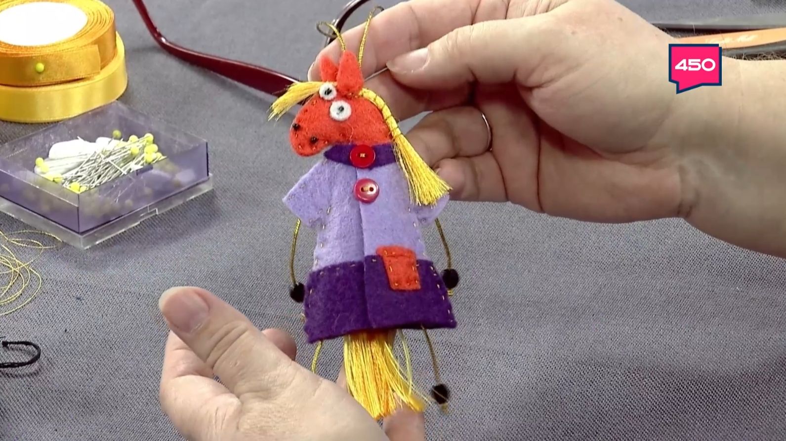 Конь в пальто. Ручная работа