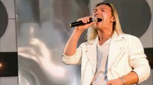 Пётр Елфимов и Алексей Кречет - We Are the Champion (Зажги свою звезду, Витебск, 29.07.2011 г.)