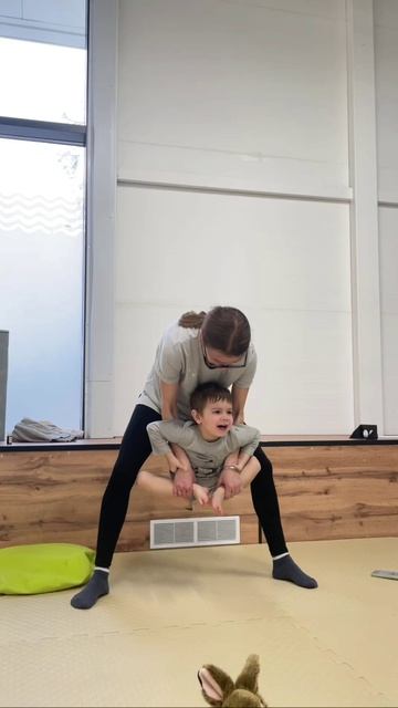 Йога ддя мам с детьми в Зеленограде.mp4 смотреть онлайн