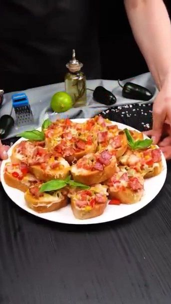 Забудьте о пицце Лучшая закуска из хлеба готовая за считанные минуты смотреть онлайн