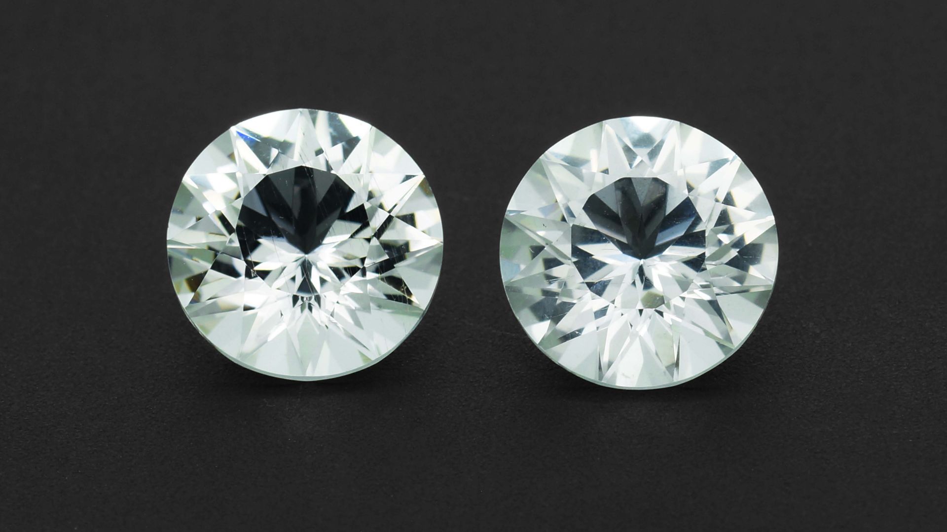 Парный Данбурит 12.00 карат смотреть онлайн