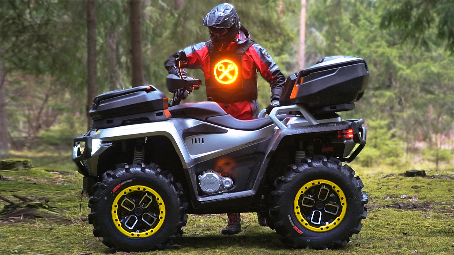 КВАДРОЦИКЛ БУДУЩЕГО уже здесь! Benda Redstone 550 смотреть онлайн